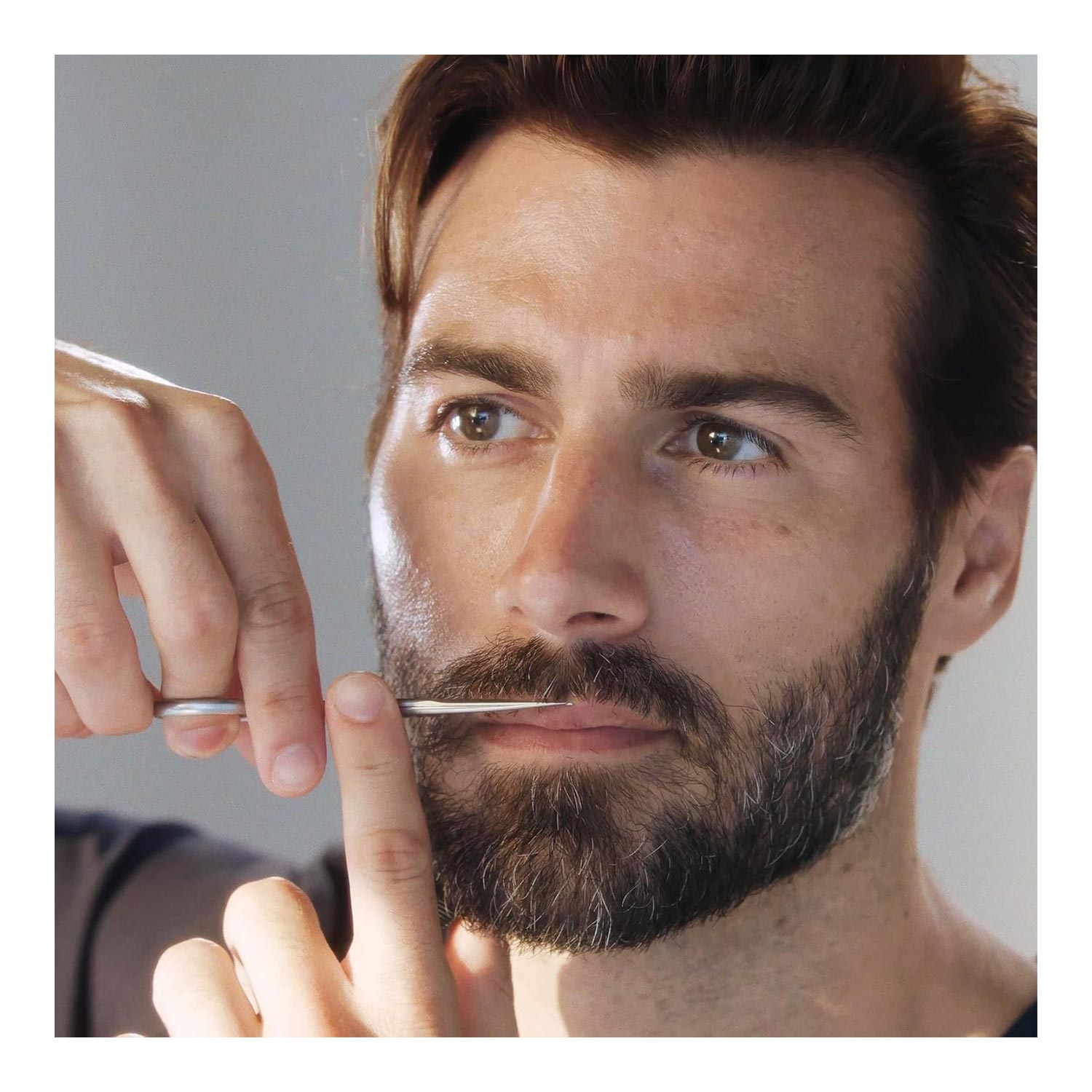 G.E.A.R MOUSTACHE SCISSORS STAINLESS (SET DE TIJERAS Y PEINE PARA BARBA Y BIGOTE)